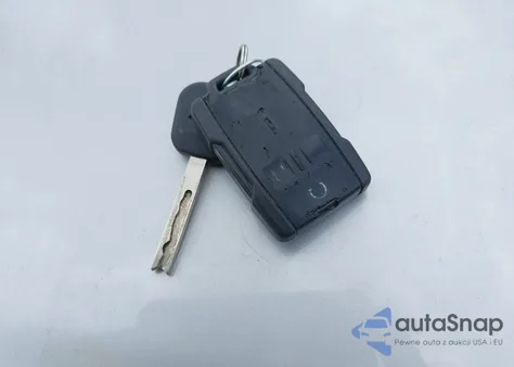 2018 Chevrolet Silverado 1500 1Lt from USA, damaged, VIN 3GCPCREC0JG315147